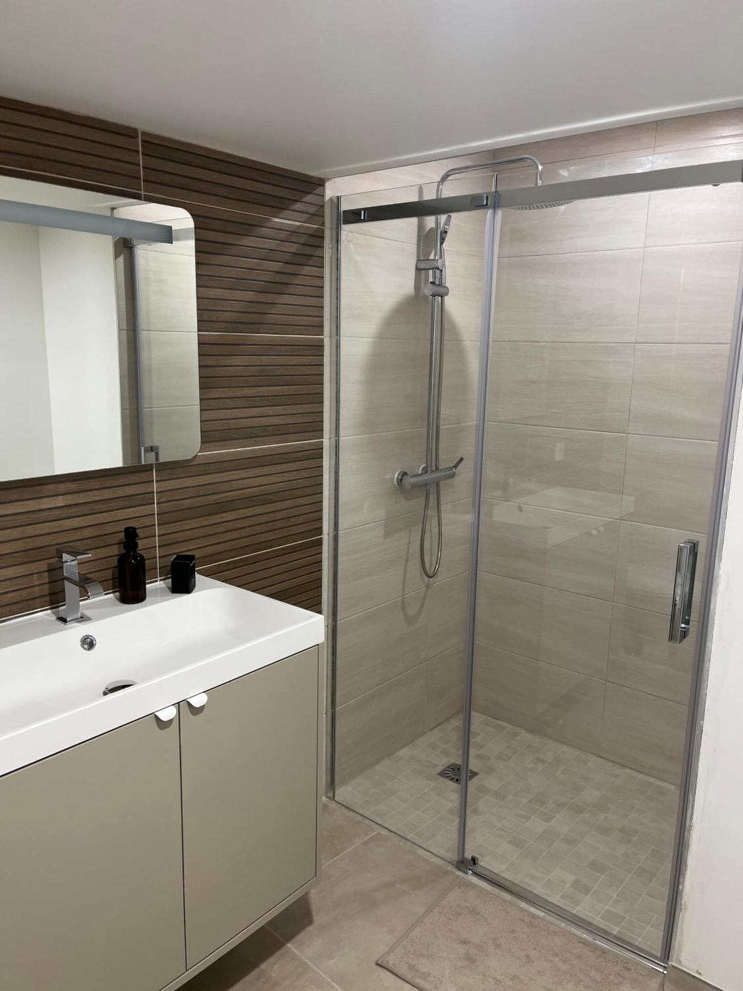 Apartamento Duplex Raffine, Elegant & Climatise - La Mezz Nimes Exterior foto